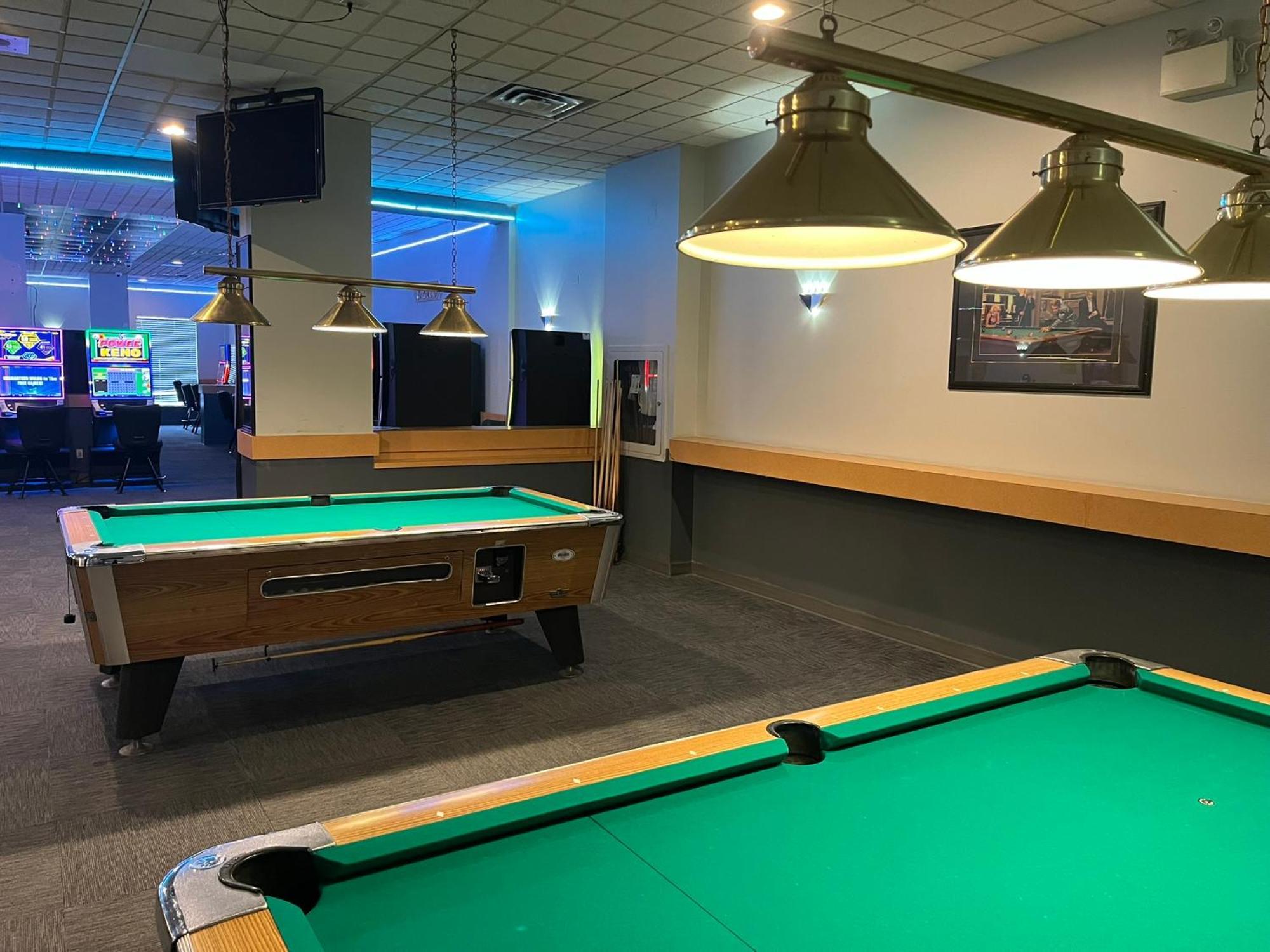 The Lodge Inn エドモントン エクステリア 写真
